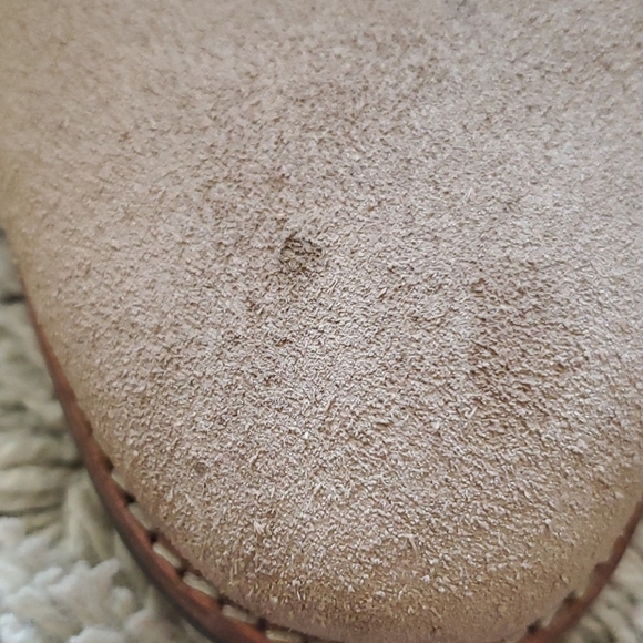 Tsubo Leonie Tan Suede Pull On Booties - Picture 3 of 9